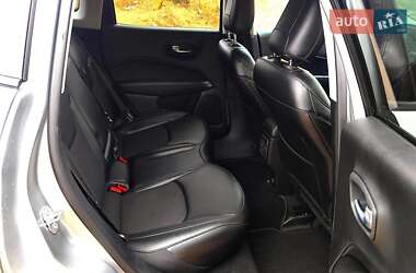 Позашляховик / Кросовер Jeep Compass 2021 в 