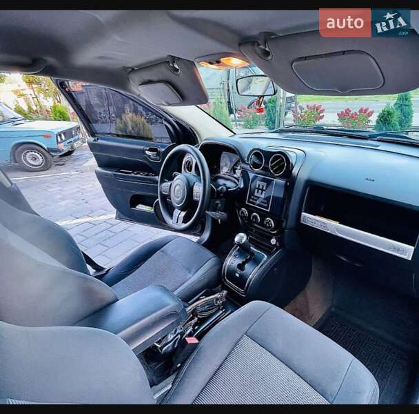 Внедорожник / Кроссовер Jeep Compass 2014 в Ужгороде