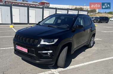 Позашляховик / Кросовер Jeep Compass 2019 в 