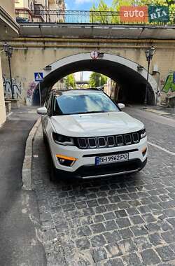 Внедорожник / Кроссовер Jeep Compass 2019 в 