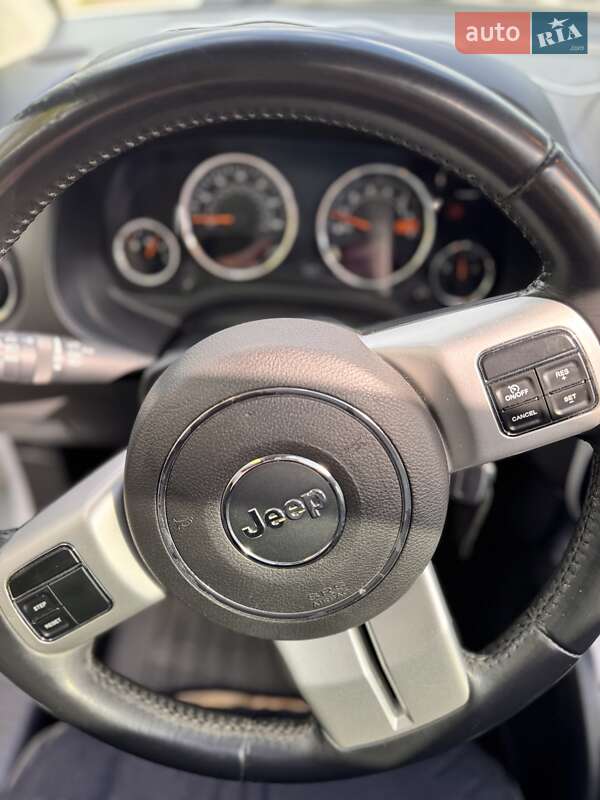 Внедорожник / Кроссовер Jeep Compass 2016 в Ивано-Франковске