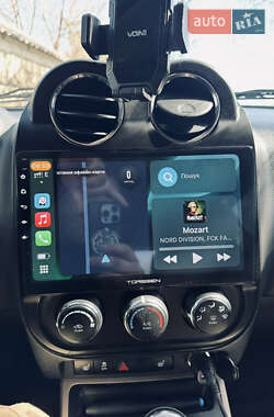 Позашляховик / Кросовер Jeep Compass 2011 в 
