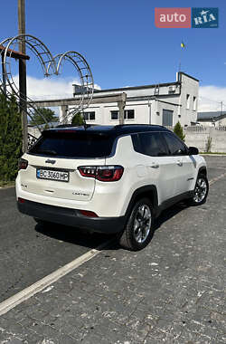Внедорожник / Кроссовер Jeep Compass 2018 в 