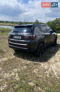 Внедорожник / Кроссовер Jeep Compass 2019 в 