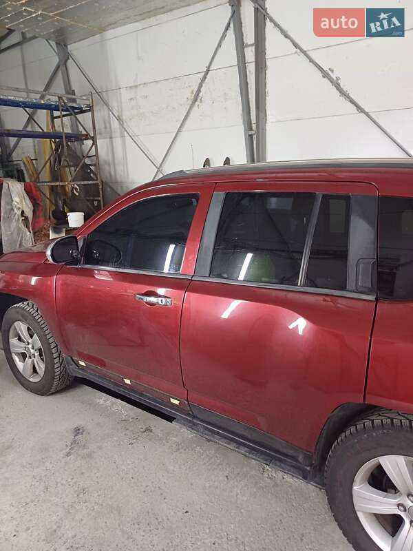 Позашляховик / Кросовер Jeep Compass 2013 в Києві
