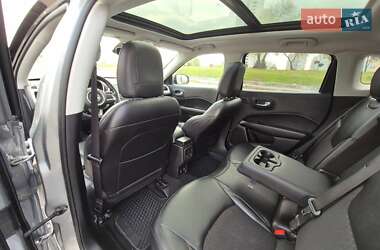 Внедорожник / Кроссовер Jeep Compass 2020 в 