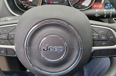 Внедорожник / Кроссовер Jeep Compass 2018 в 