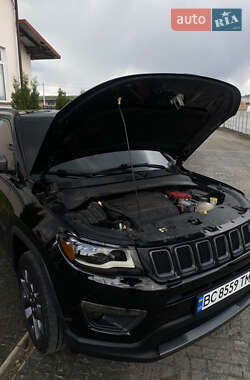 Внедорожник / Кроссовер Jeep Compass 2020 в 