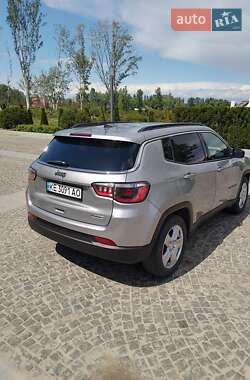 Позашляховик / Кросовер Jeep Compass 2021 в 