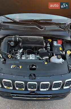 Внедорожник / Кроссовер Jeep Compass 2024 в 