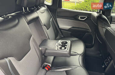 Позашляховик / Кросовер Jeep Compass 2024 в 