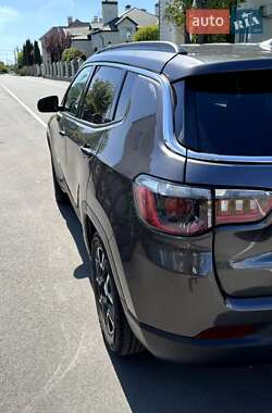 Внедорожник / Кроссовер Jeep Compass 2021 в 