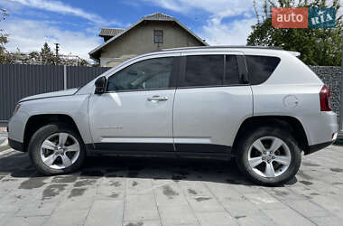 Внедорожник / Кроссовер Jeep Compass 2013 в 