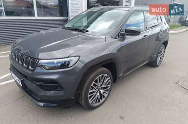 Внедорожник / Кроссовер Jeep Compass 2024 в 