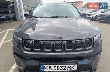 Внедорожник / Кроссовер Jeep Compass 2024 в 