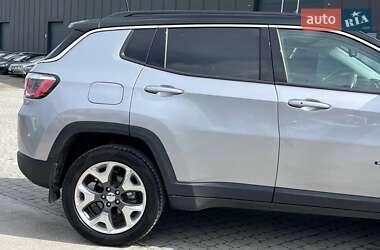 Внедорожник / Кроссовер Jeep Compass 2018 в 