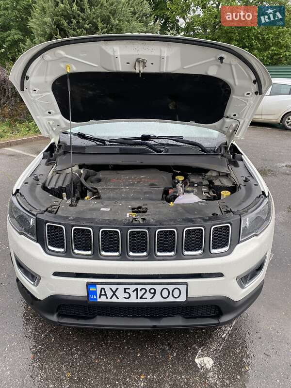 Внедорожник / Кроссовер Jeep Compass 2017 в Харькове