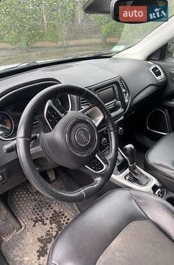 Внедорожник / Кроссовер Jeep Compass 2017 в 