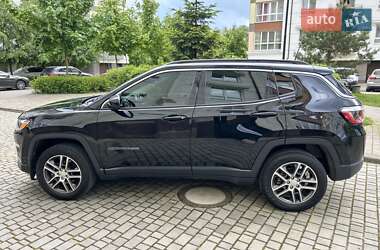 Внедорожник / Кроссовер Jeep Compass 2020 в 