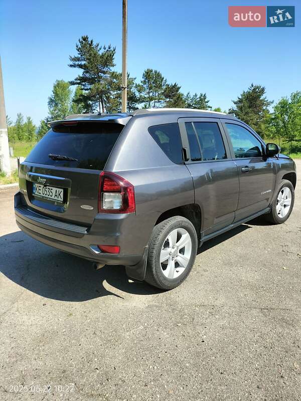 Внедорожник / Кроссовер Jeep Compass 2016 в Каменском