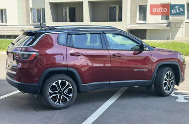 Внедорожник / Кроссовер Jeep Compass 2022 в 