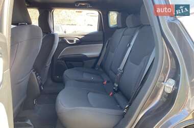 Внедорожник / Кроссовер Jeep Compass 2023 в 