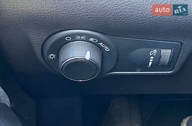 Внедорожник / Кроссовер Jeep Compass 2023 в 