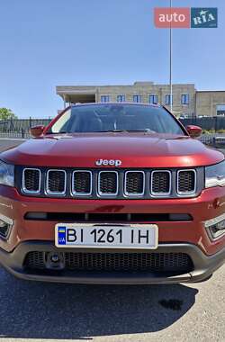 Позашляховик / Кросовер Jeep Compass 2020 в 