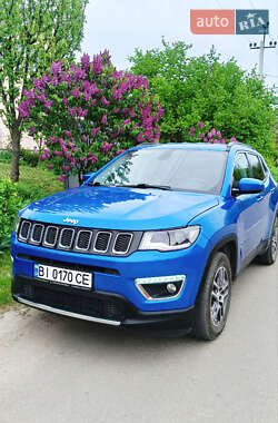 Внедорожник / Кроссовер Jeep Compass 2017 в 