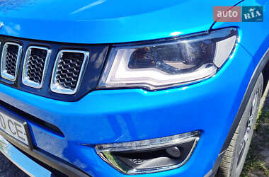 Внедорожник / Кроссовер Jeep Compass 2017 в 