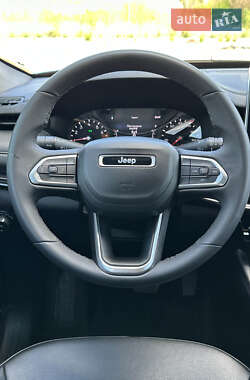 Внедорожник / Кроссовер Jeep Compass 2023 в 