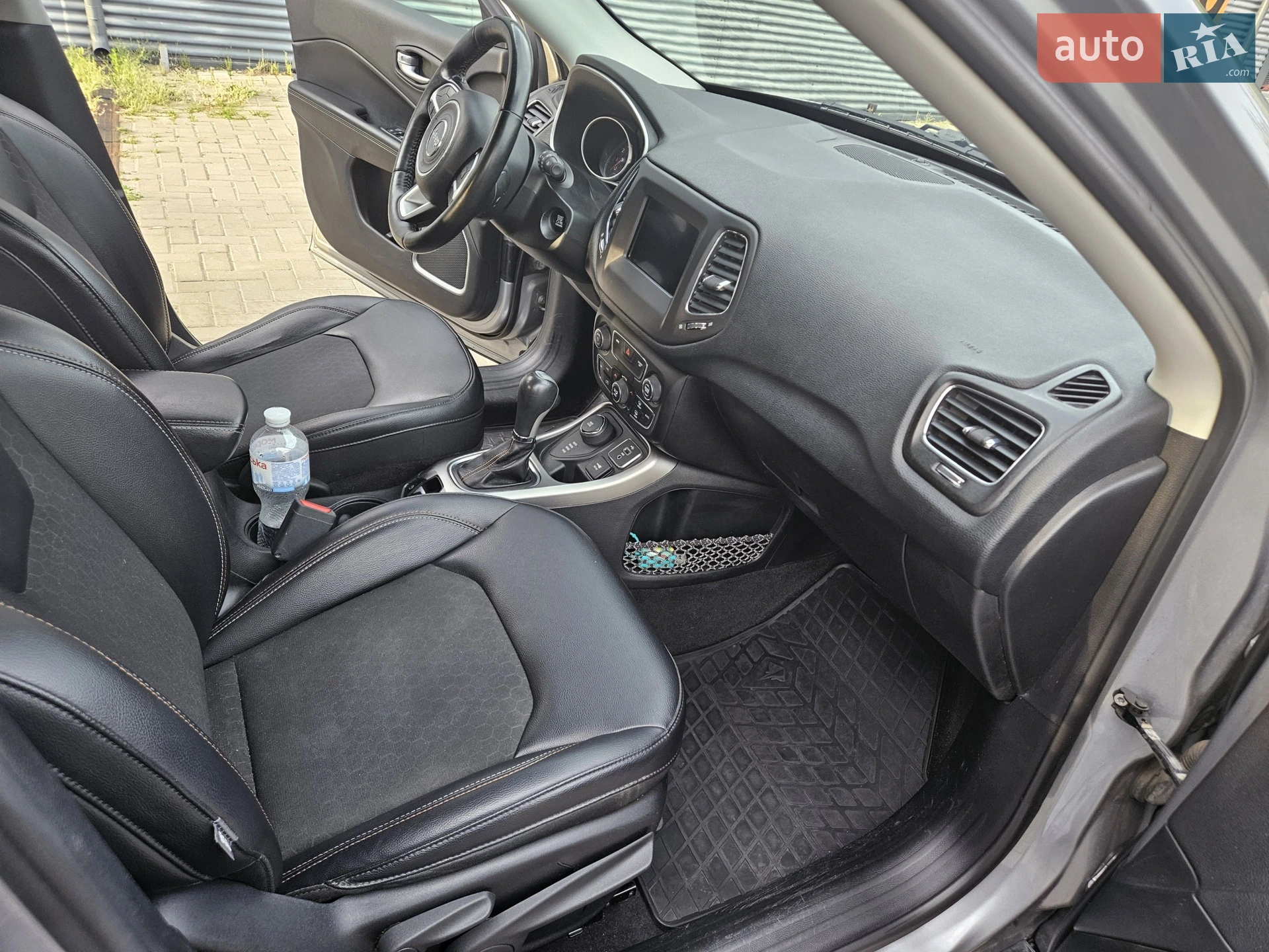 2017 Jeep Compass - мініатюра 27