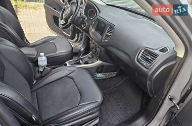 Позашляховик / Кросовер Jeep Compass 2017 в 