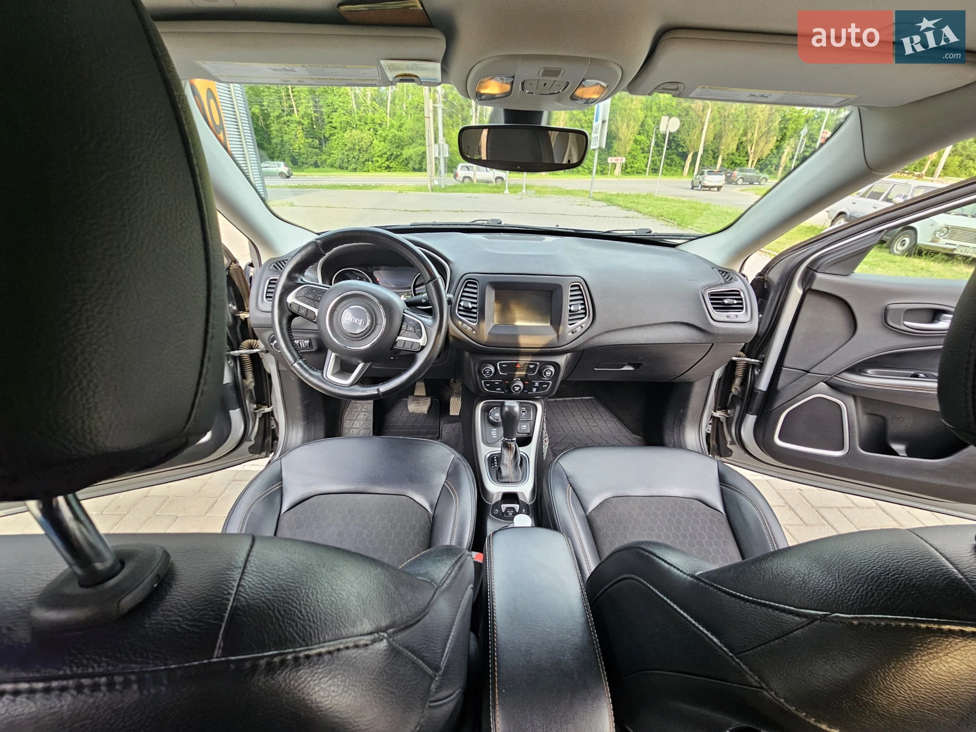 2017 Jeep Compass - мініатюра 37