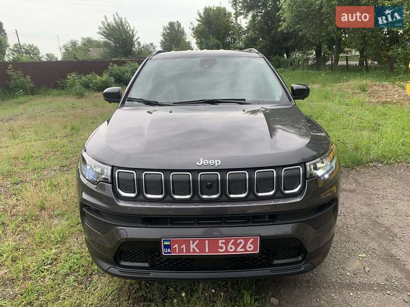 Внедорожник / Кроссовер Jeep Compass 2022 в 