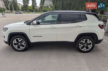 Внедорожник / Кроссовер Jeep Compass 2019 в 