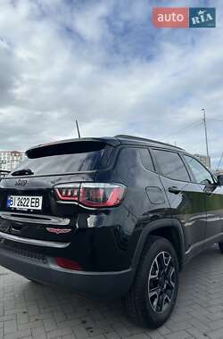 Внедорожник / Кроссовер Jeep Compass 2019 в 