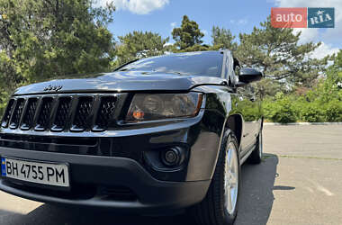 Внедорожник / Кроссовер Jeep Compass 2014 в 
