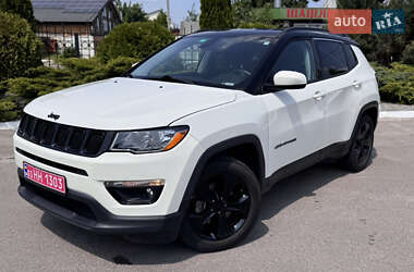 Позашляховик / Кросовер Jeep Compass 2018 в 