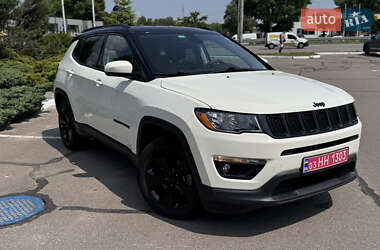Позашляховик / Кросовер Jeep Compass 2018 в 