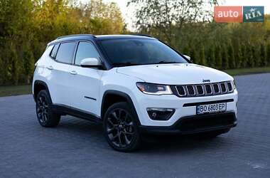 Внедорожник / Кроссовер Jeep Compass 2019 в 