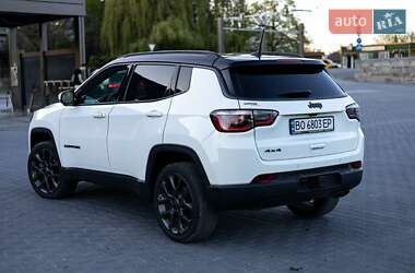 Внедорожник / Кроссовер Jeep Compass 2019 в 