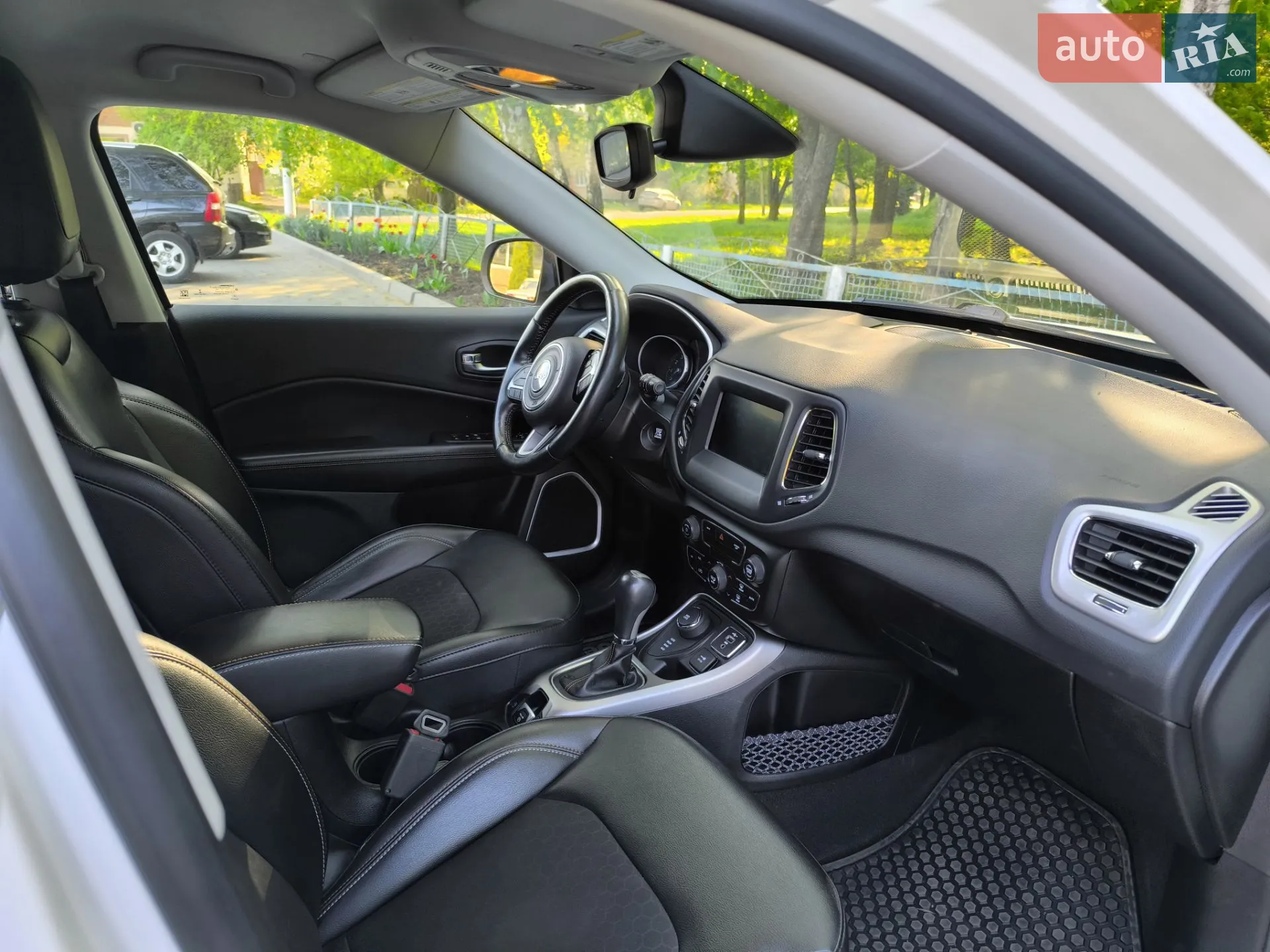 2020 Jeep Compass - мініатюра 12