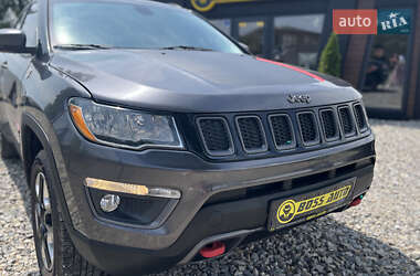Внедорожник / Кроссовер Jeep Compass 2019 в 