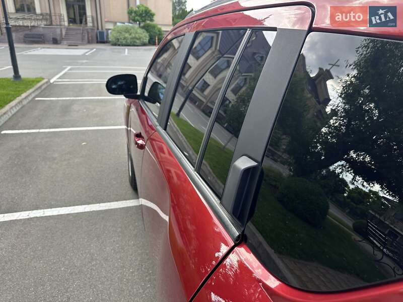 Внедорожник / Кроссовер Jeep Compass 2013 в Киеве