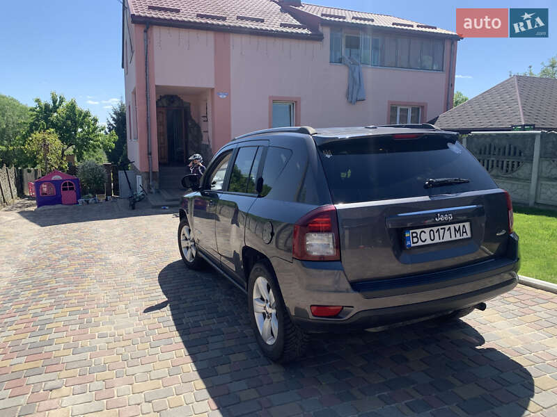 Внедорожник / Кроссовер Jeep Compass 2016 в Львове