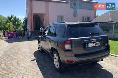 Позашляховик / Кросовер Jeep Compass 2016 в 