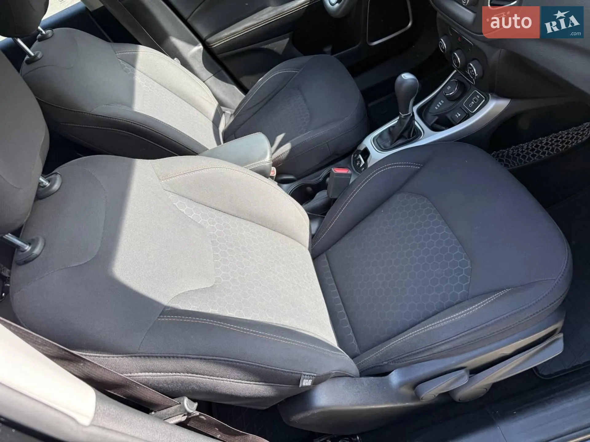 2018 Jeep Compass - мініатюра 10