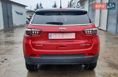 Внедорожник / Кроссовер Jeep Compass 2018 в 