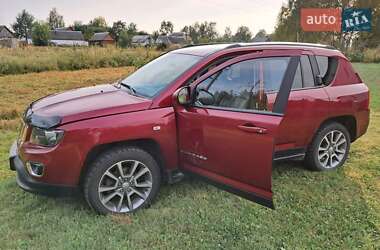 Внедорожник / Кроссовер Jeep Compass 2013 в 